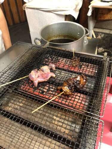 伏見稲荷大社で雀 すずめ の丸焼きを食べました 閲覧注意